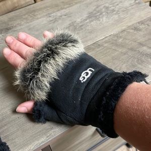 UGG gloves